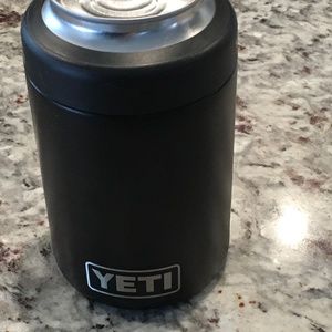 Yeti Pittsburgh Penguins Can Holder Black